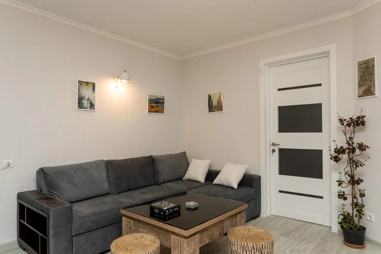 Charming 3Br Apartment In Central Tbilisi
